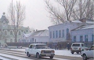 здания бывшего купца Смыслова, сейчас административное здание райбольницы
