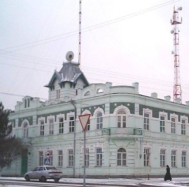 здания бывшего атаманского правления, а сейчас здесь располагаются детская музыкальная школа и районный музей